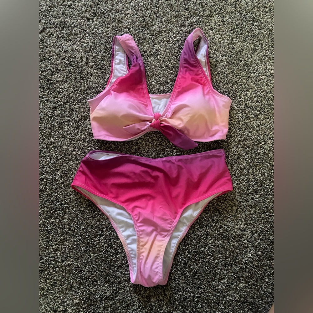 Filly flair ombré swimsuit. New. Never worn.